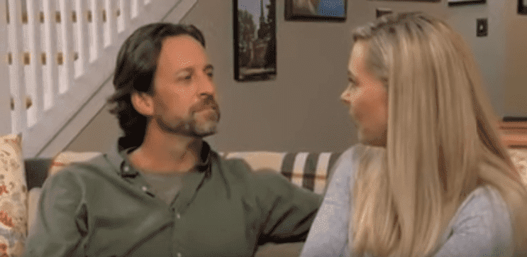 Jeff on a dinner date with Kate Gosselin on Kate Plus Date | Photo: YouTube/na dfkafk