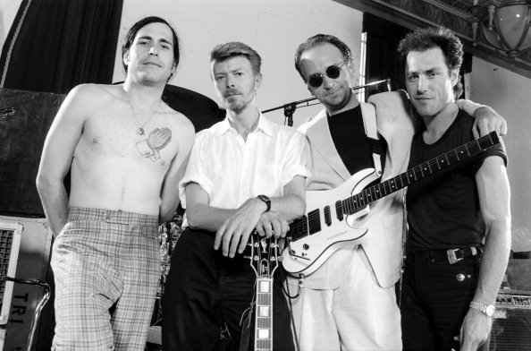 Hunt Sales, David Bowie, Reeves Gabrels and Tony Sales during rehearsals at Manhattan Center Studios in New York on 25th May 25, 1989. | Photo: Getty Images