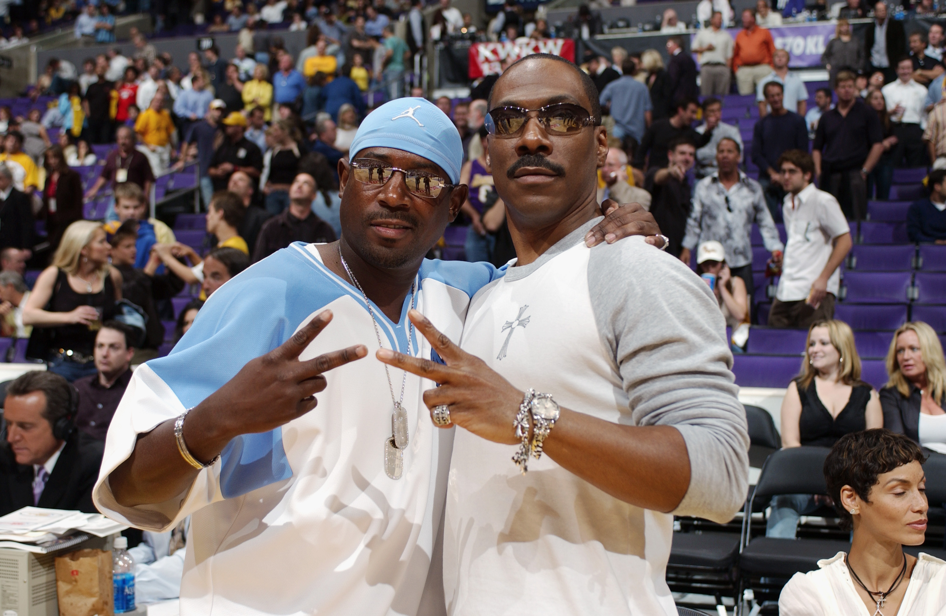 Martin Lawrence and Eddie Murphy at the 2003 NBA Playoffs in Los Angeles on May 15, 2003 | Source: Getty Images