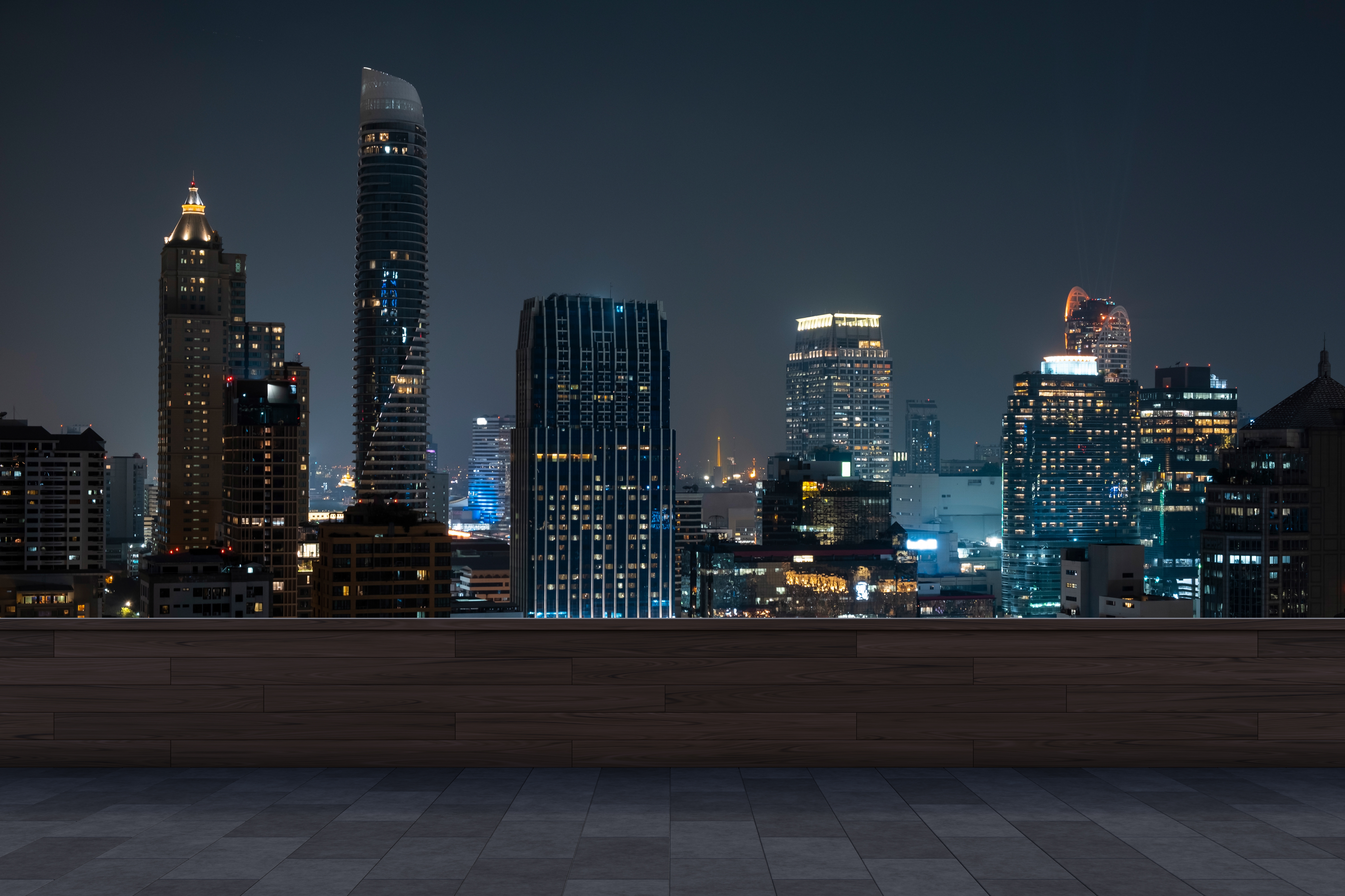 Panoramic Bangkok skyline view | Source: Shutterstock