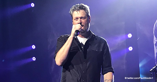 Listen to Blake Shelton Singing a Touching Love Song in Karaoke