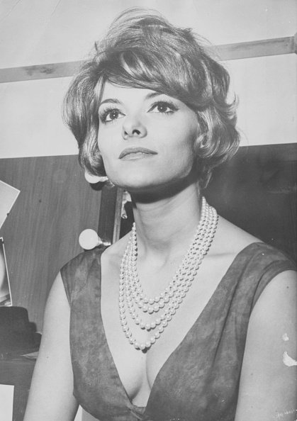 Portrait de l'actrice Perrette Pradier, star du film 'Blague dans le Coin', 1963. | Photo : Getty Images