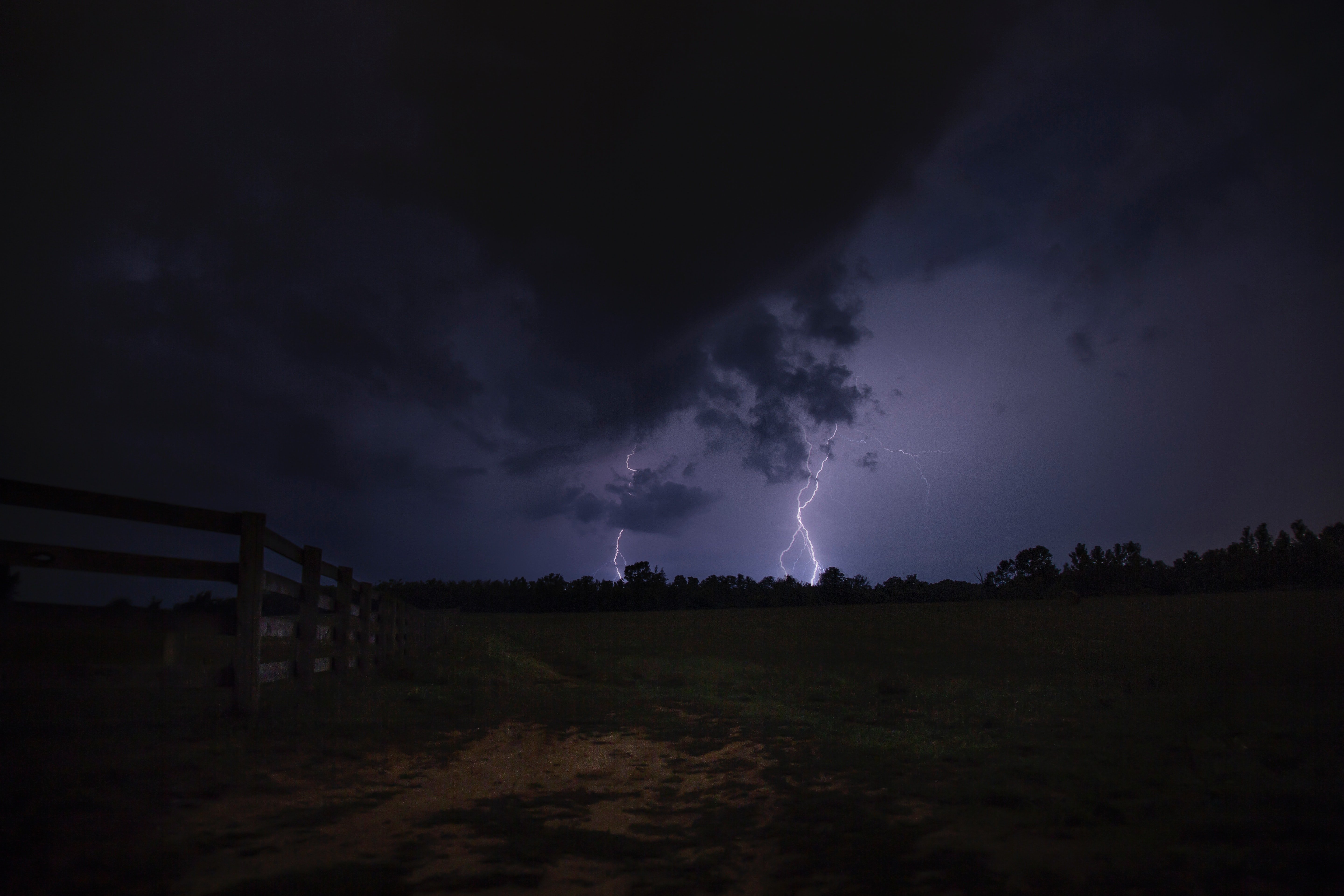 Pictured - A photo of lightning strikes the ground during night time | Source: Pexels 