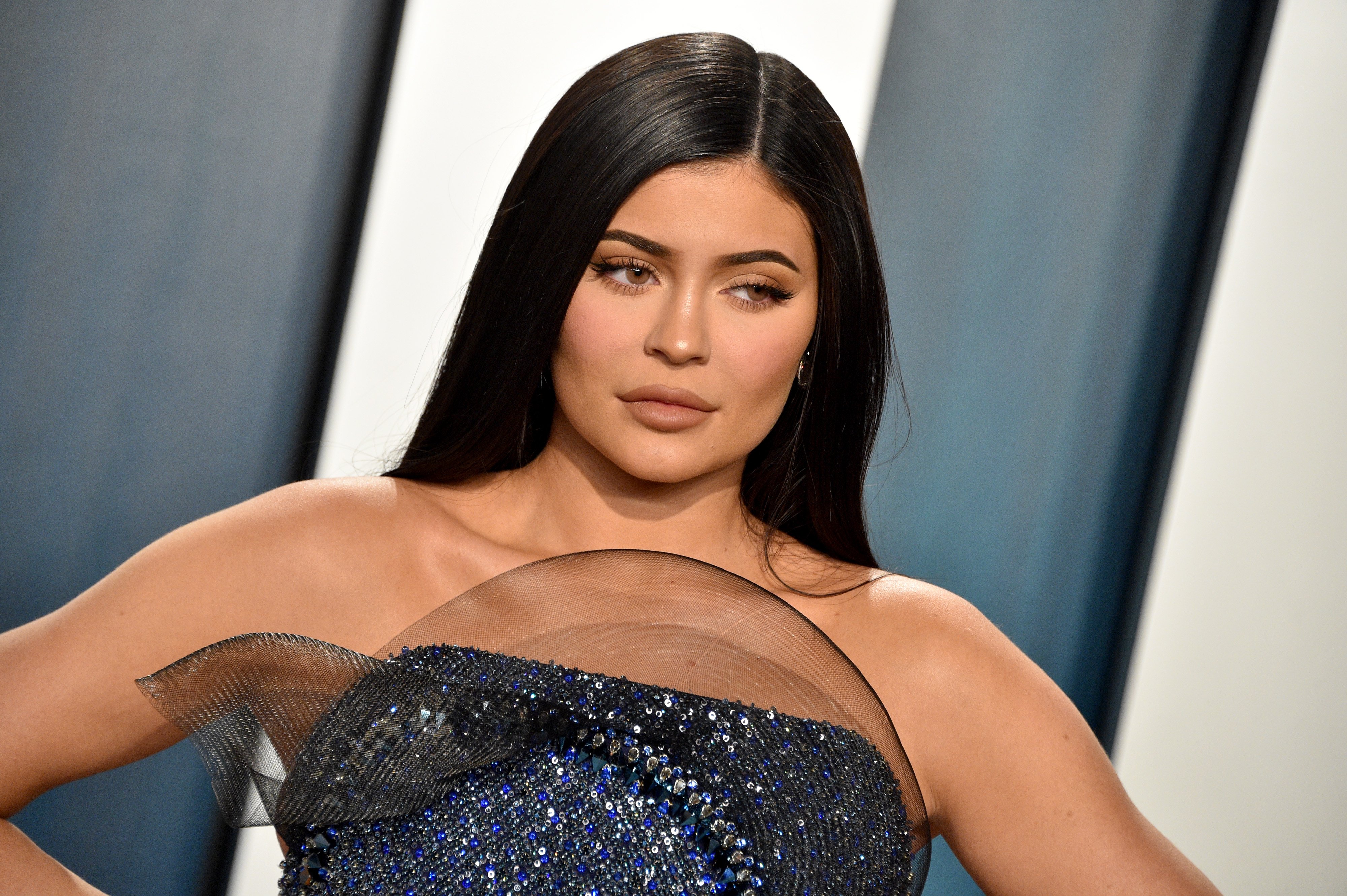Kylie Jenner poses at the 2020 Vanity Fair Oscar Party on February 09, 2020 in Beverly Hills, California. | Source: Getty Images