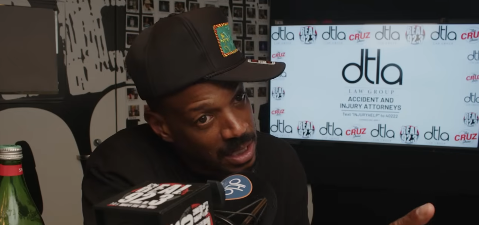 Marlon Wayans on "The Cruz Show" talking about Diddy and 50 Cent on December 8, 2025 | Source: YouTube/REAL 92.3 LA