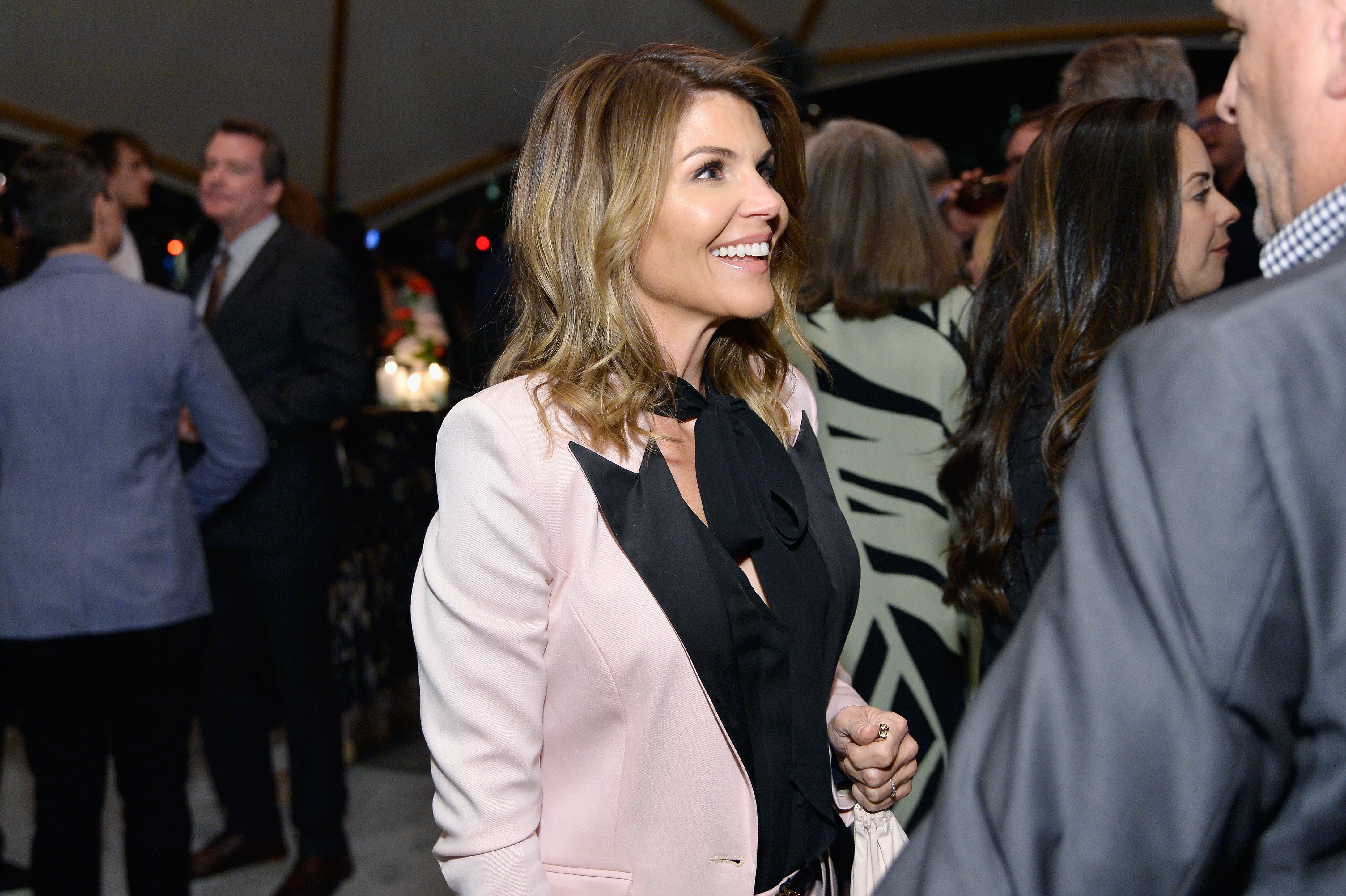  Lori Loughlin at the Netflix 2019 Nominees Toast  in Los Angeles, California | Photo: Getty Images