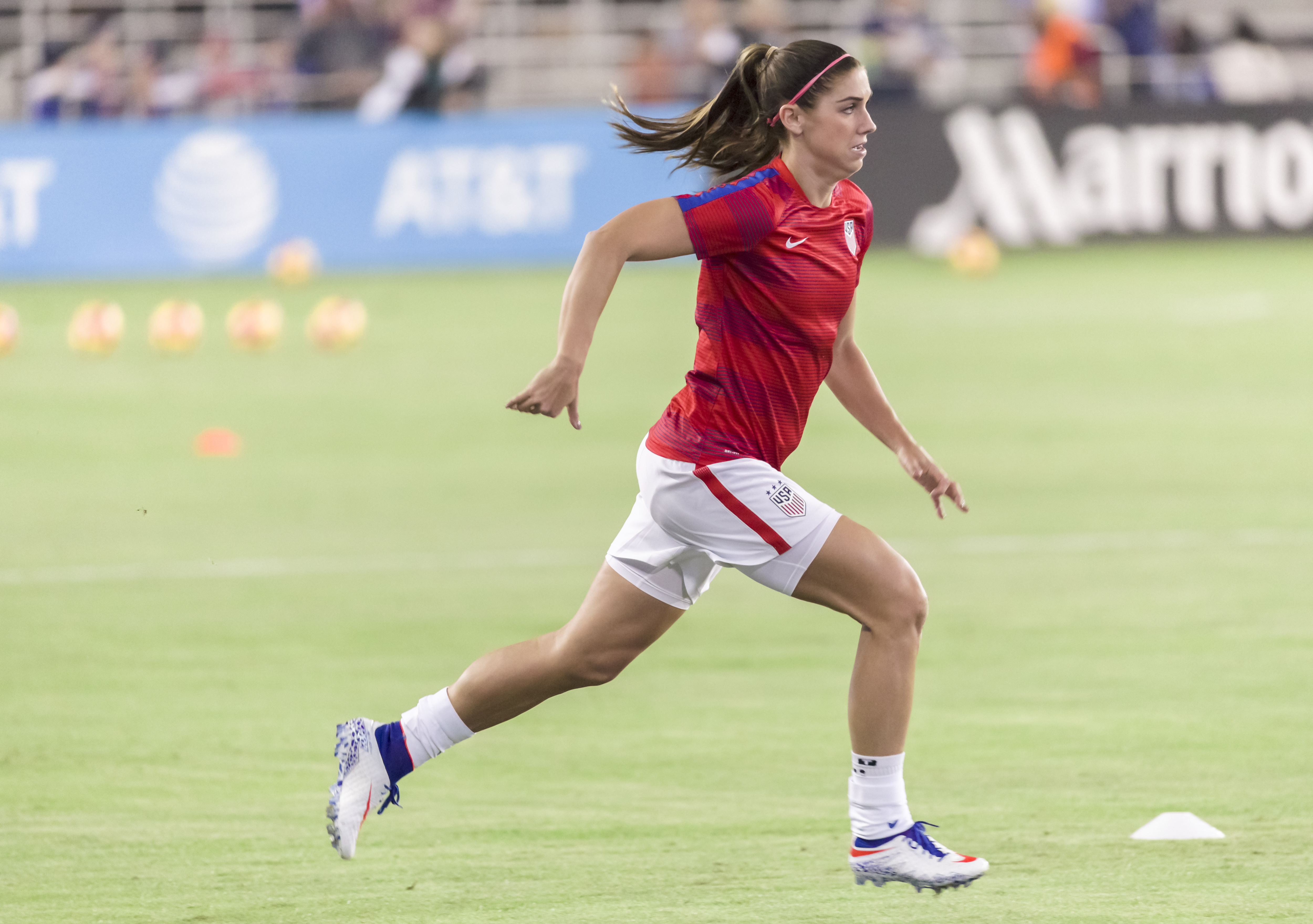 Alex Morgan warms up before a soccer game against Romania at Avaya Stadium in San Jose, California, on November 10, 2016. | Source: Getty Images