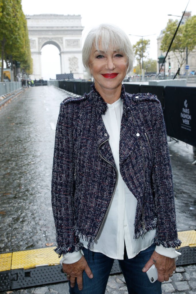 Helen Mirren during Paris Fashion Week on October 1, 2017 in Paris, France | Photo: Getty Images