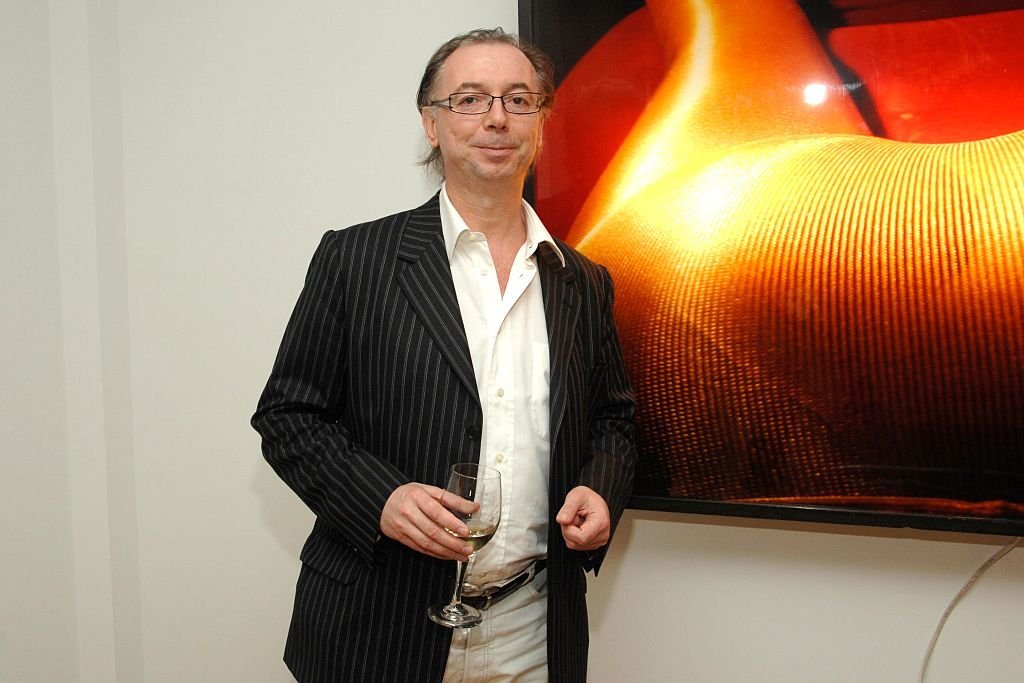 Philippe Chevallier assiste à l'inauguration de la première galerie nord-américaine: GALERIE BERTIN TOUBLANC à la Galerie Bertin Toublanc le 4 décembre 2007 au 2534 North Miami Avenue, MIami. | Photo : Getty Images