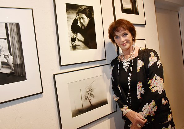 Anny Duperey à Voz Galerie à Paris le 7 novembre 2018 à Paris, France. | Photo : Getty Images Anny Duperey à Voz Galerie à Paris le 7 novembre 2018 à Paris, France. | Photo : Getty Images