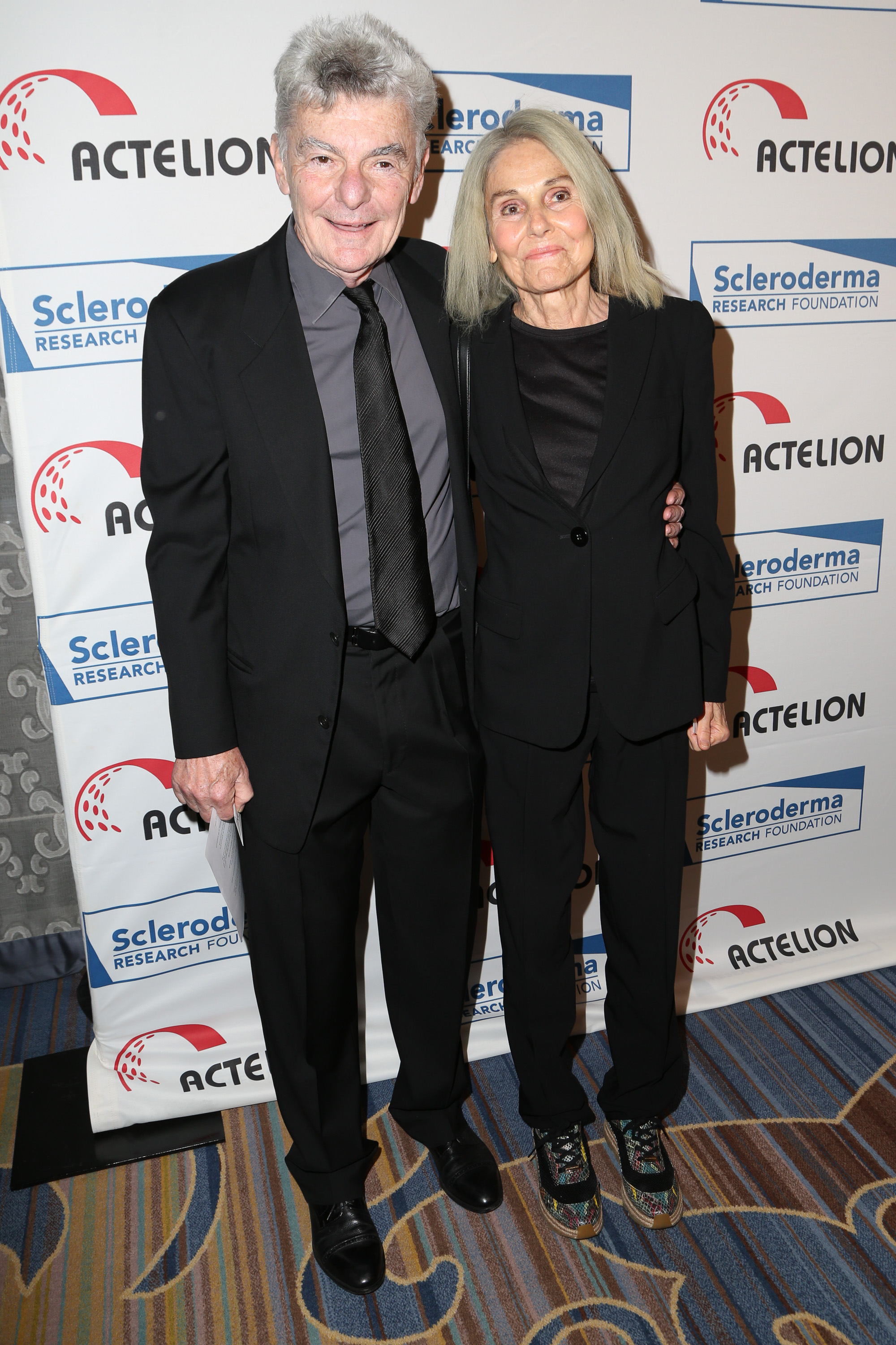 In June 2015, they attended the "Cool Comedy – Hot Cuisine" benefit for the Scleroderma Research Foundation at the Beverly Wilshire Four Seasons Hotel in Beverly Hills.