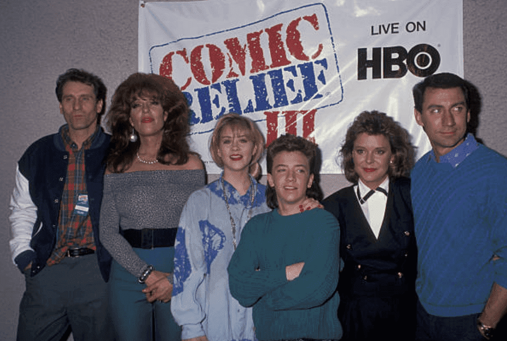 Ed O'Neill, Katey Sagal, Christina Applegate, David Faustino, Amanda Bearse and David Garrison attend the "Comic Relief III" on March 18, 1989, at the Universal Amphitheater, California | Source: Ron Galella/Ron Galella Collection via Getty Images