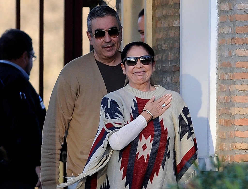 Isabel Pantoja junto a su hermano Agustín el 2 de marzo de 2015. | Foto: Getty Images