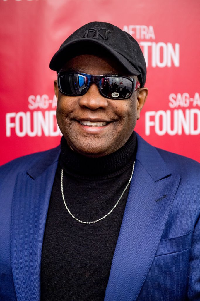 Ronald Bell lors de conversations rétrospectives de carrière de la fondation SAG-AFTRA. | Photo : Getty Images