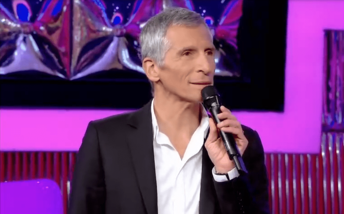 Nagui lors de "N'oubliez pas les paroles" du 23 avril 2019. | Daily Motion/TéléStar Nagui lors de "N'oubliez pas les paroles" du 23 avril 2019. | Daily Motion/TéléStar