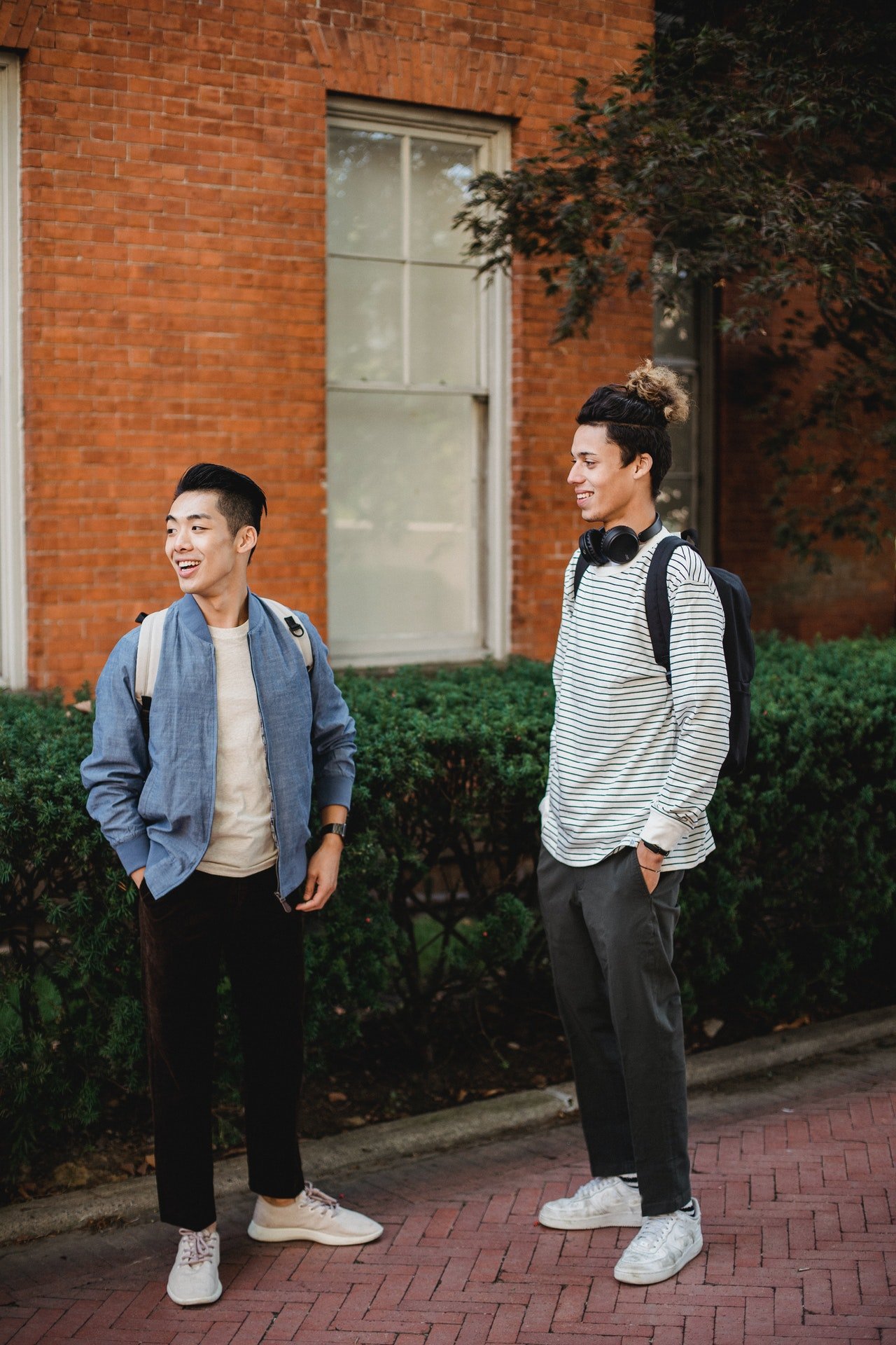 Two students looking at something | Source: Pexels