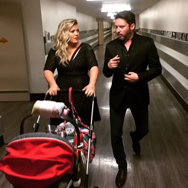 Kelly Clarkson and Brandon Blackstock from a post dated May 18, 2015. | Source: Instagram/kellyclarkson