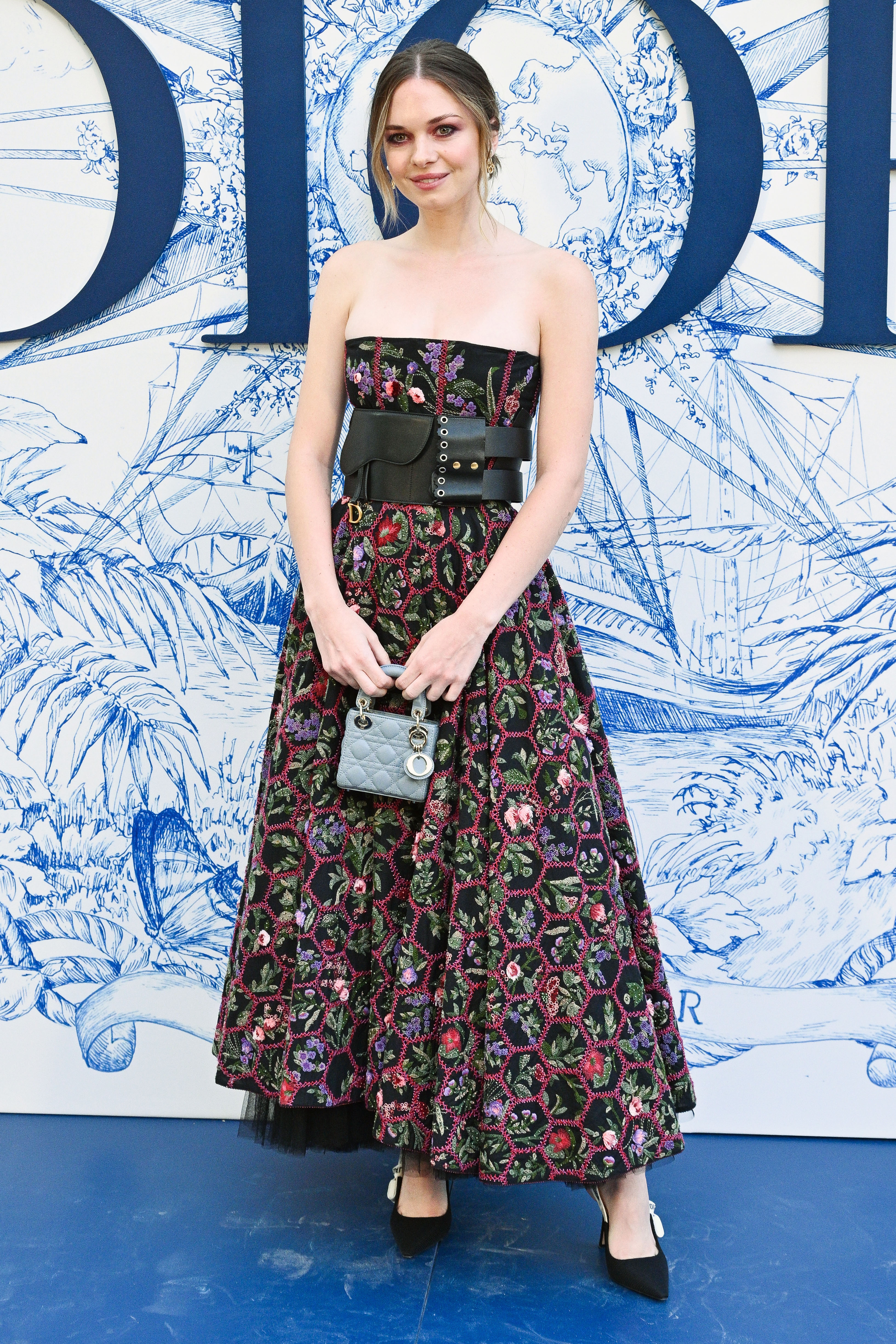 Stella Del Carmen attends "Crucero Collection" fashion show presentation by Dior at Plaza de España on June 16, 2022 in Seville, Spain | Source: Getty Images