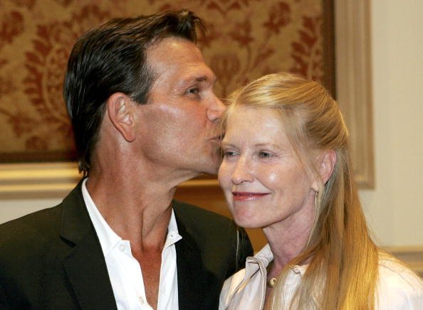 Patrick Swayze and Lisa Niemi at the Bellagio July 27, 2005 in Las Vegas, Nevada | Photo: Getty Images