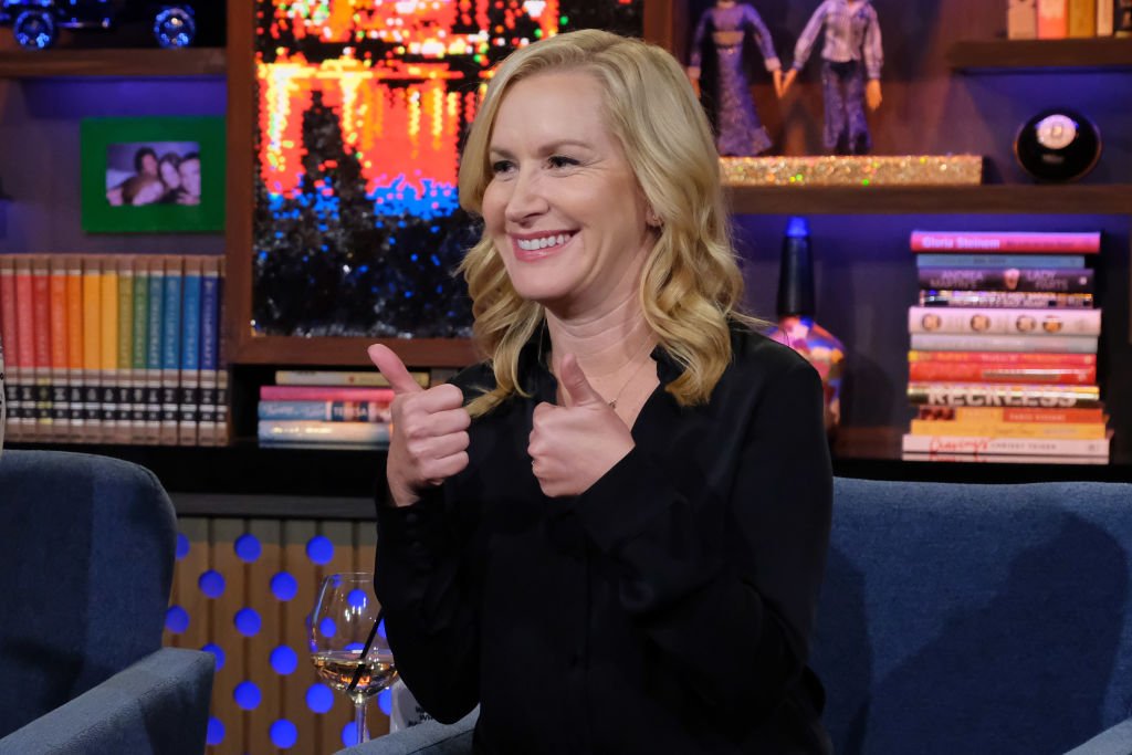 Angela Kinsey on WATCH WHAT HAPPENS LIVE WITH ANDY COHEN on October 17, 2019. | Photo: Getty Images 