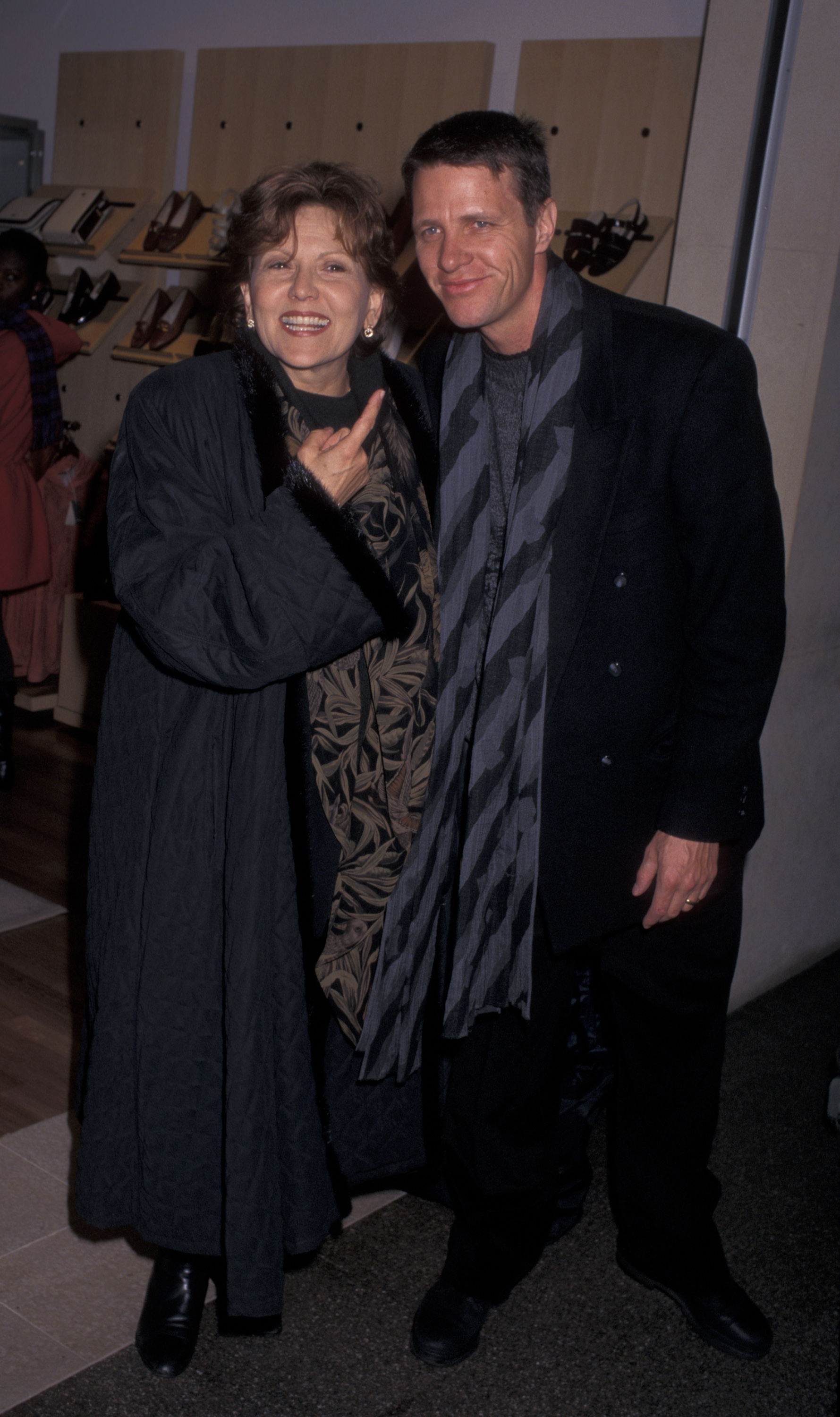 Brenda Vaccaro and her husband Guy Hector seen on December 22, 1996, at the Los Angeles International Airport in Los Angeles, California. | Source: Getty Images