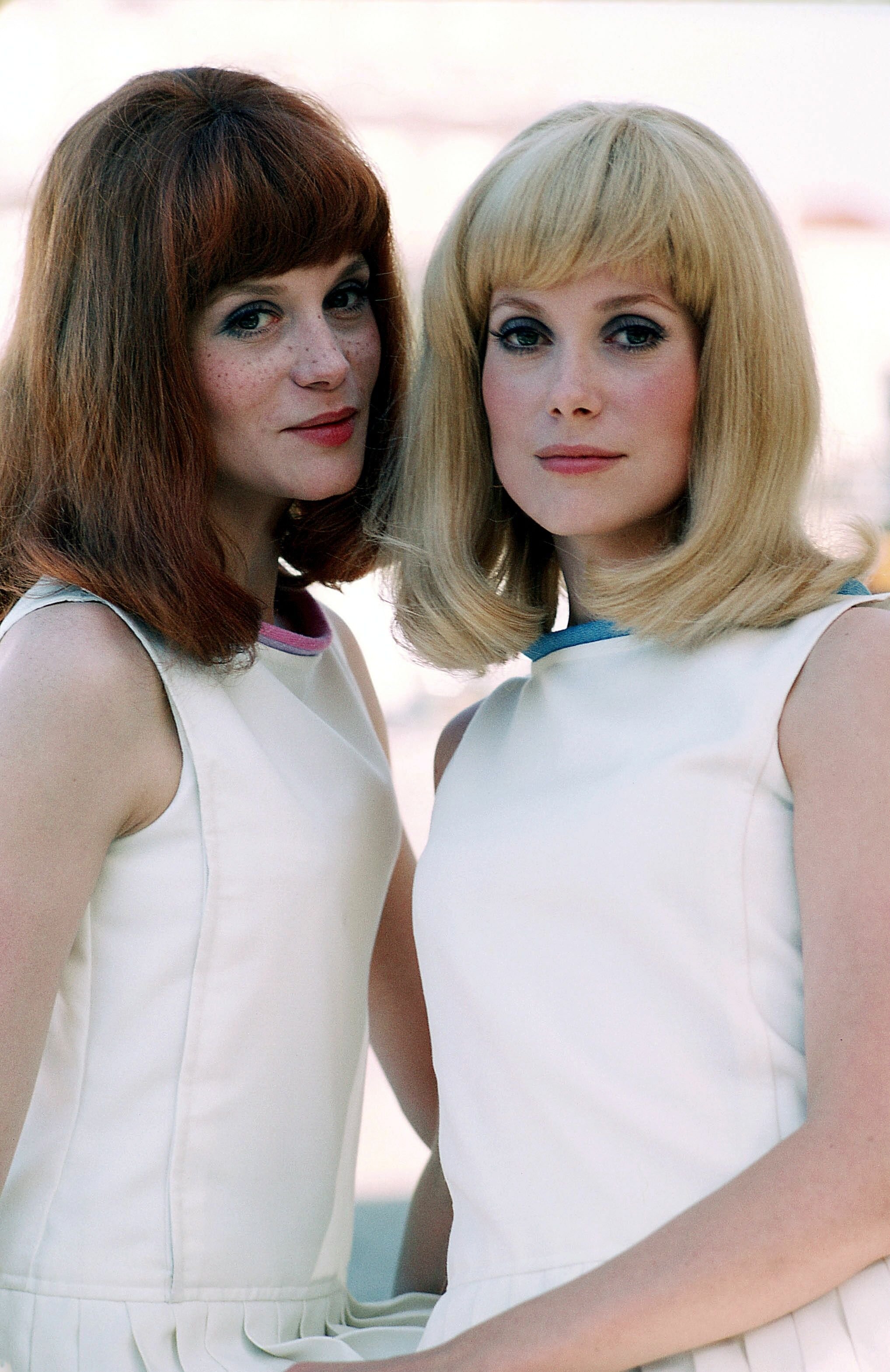 Françoise Dorléac et Catherine Deneuve dans "Les demoiselles de Rochefort". l Source : Getty Images