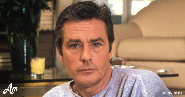 Alain Delon : son frère évoque leur enfance marquée par des séparations