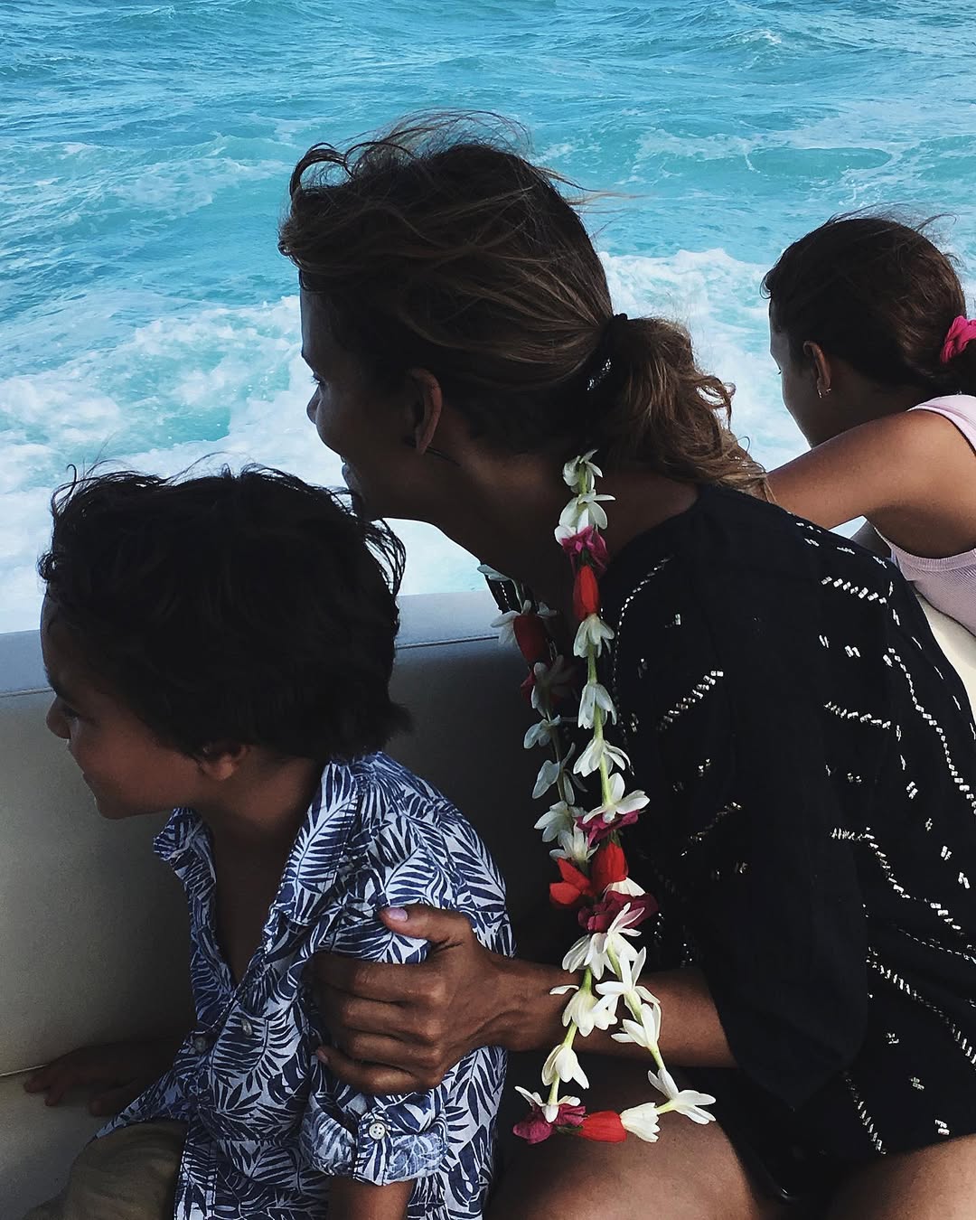 Halle Berry with her children from a post dated May 12, 2019. | Source: Instagram/halleberry