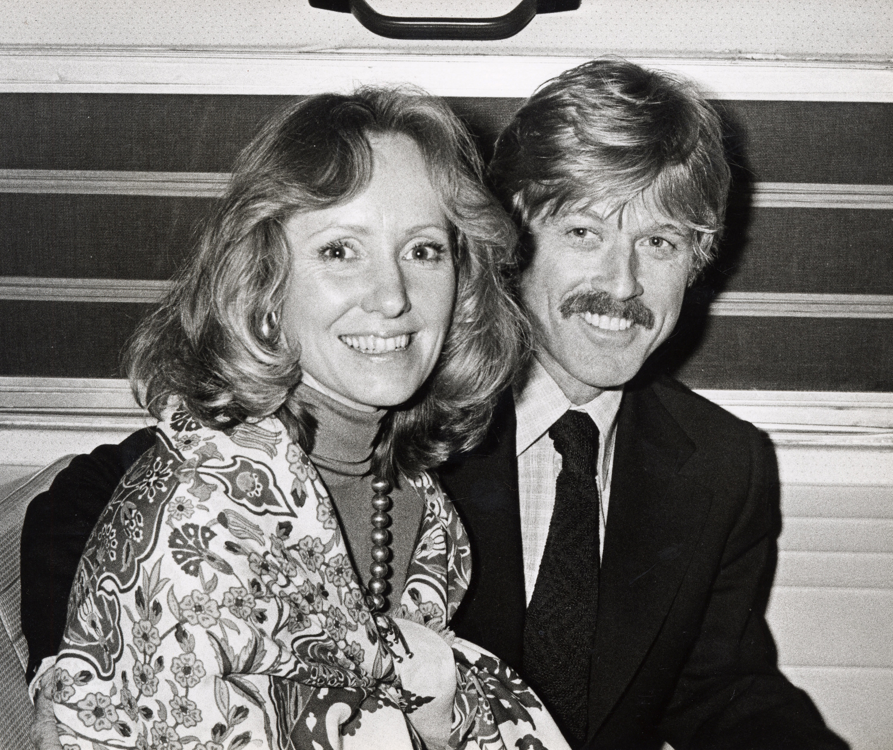 Lola Van Wagenen and Robert Redford during "A Future With Alternatives" Symposium, on May 5, 1978 at St. John the Devine Cathedral in New York City | Source: Getty Images