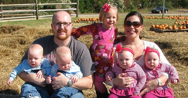 The Crawford parents with their kids. | Source: facebook.com/miranda.d.crawford 