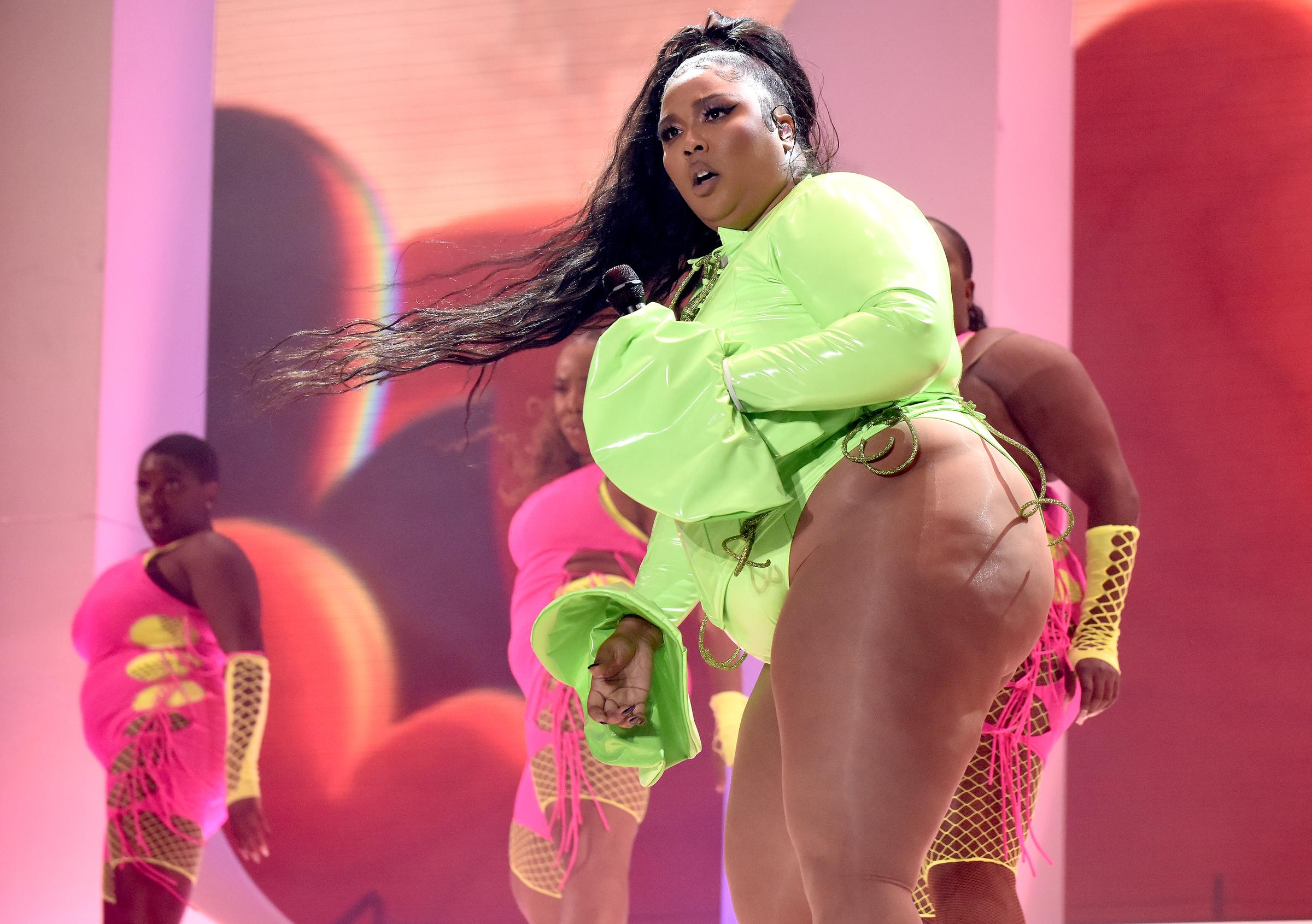 Lizzo performs at the Outside Lands Music and Arts festival in San Francisco, California, on October 30, 2021 | Source: Getty Images