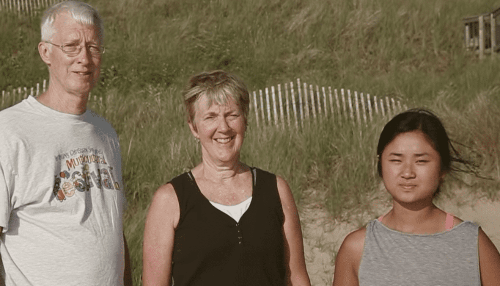 Kati Pohler and her adoptive parents, Ken and Ruth Pohler | Source: YouTube/BBC Stories