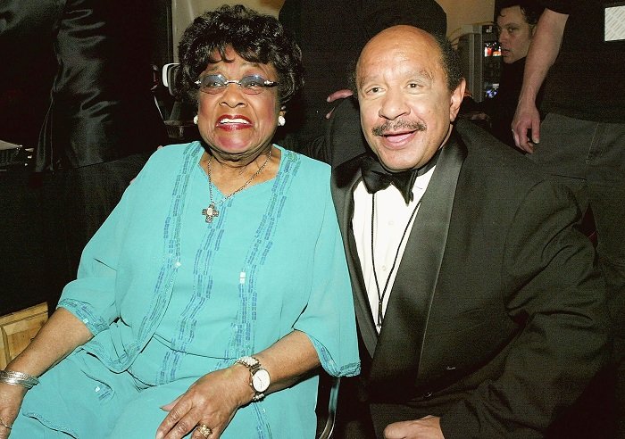 Isabel Sanford (L) and Actor Sherman Hemsley (R) on stage at the 2nd Annual TV Land Awards held at The Hollywood Palladium, March 7, 2004 in Hollywood, California. I Image: Getty Images