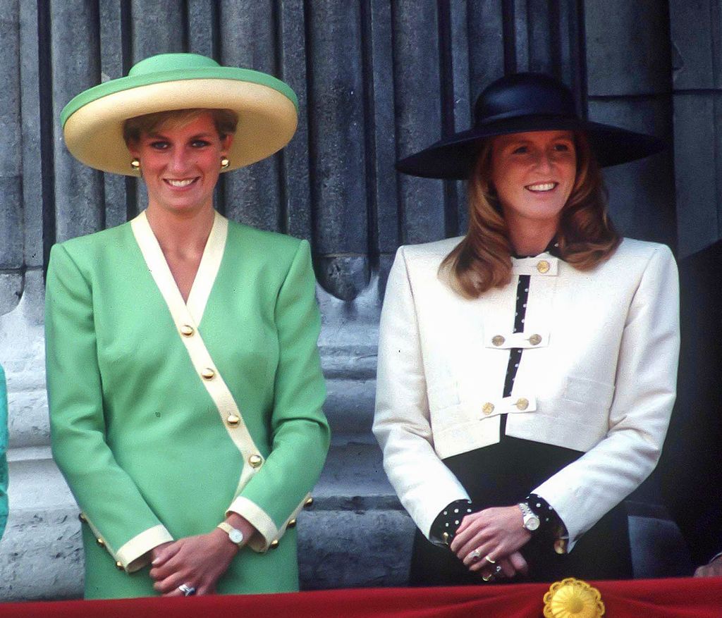 Princess Diana and Sarah Ferguson at the 50th Anniversary of The Battle of Britain Parade, on the balcony of Buckingham Palace, on September 15, 1990 in, London, United Kingdom | Photo: Getty Images