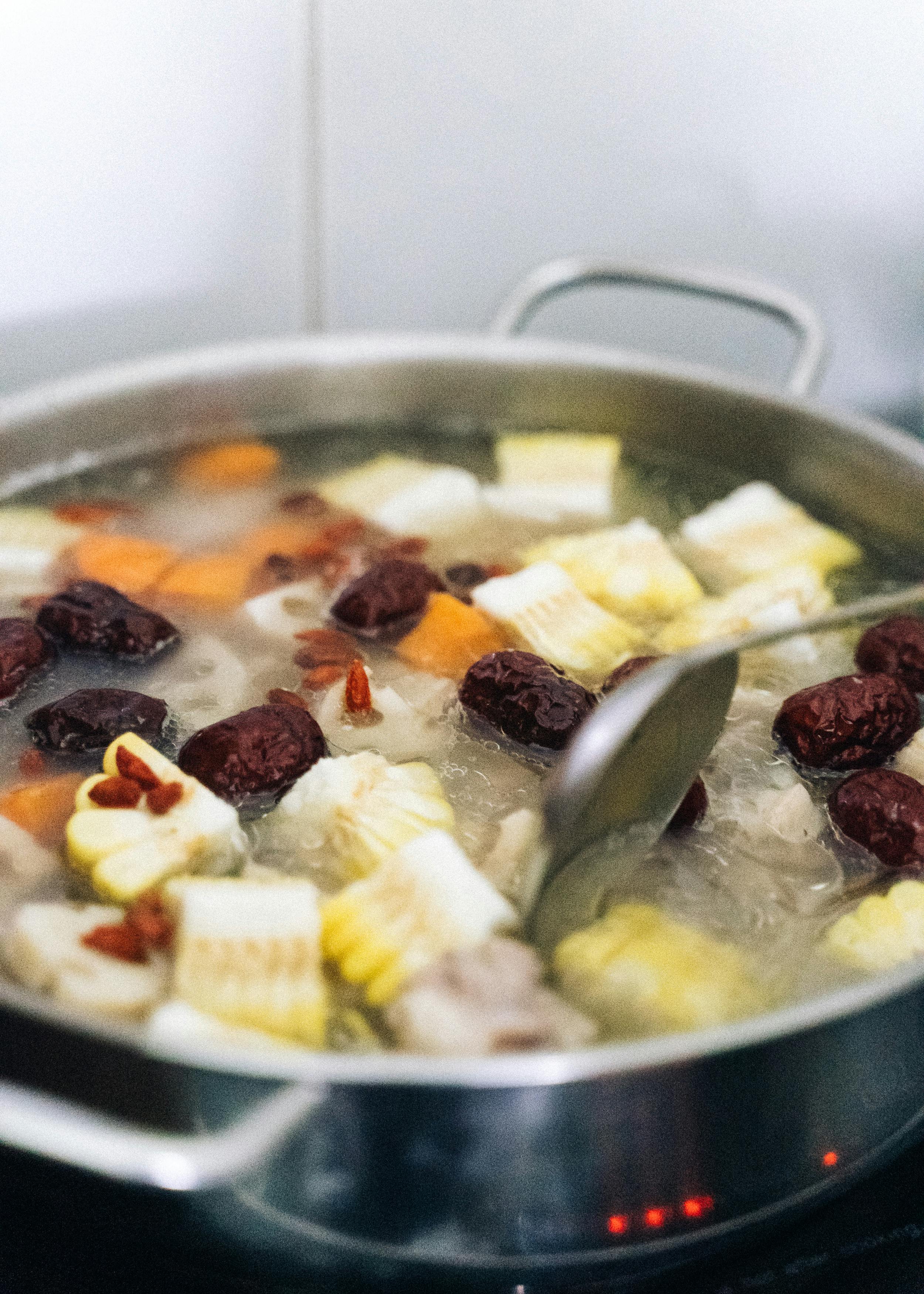 A pot of soup | Source: Pexels