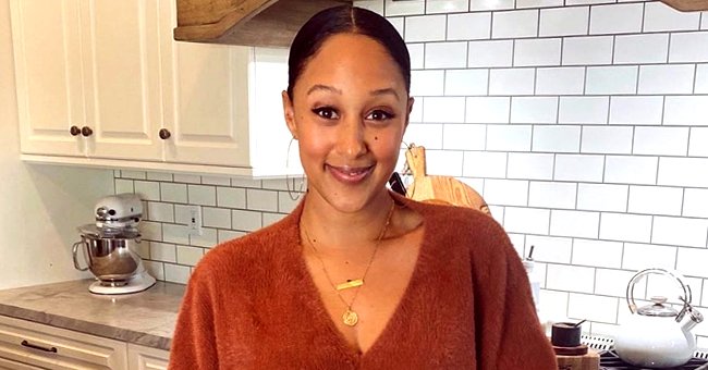 Tamera Mowry Shows Some Skin In A Tight Gray Outfit While Rocking Braided Hair Photo