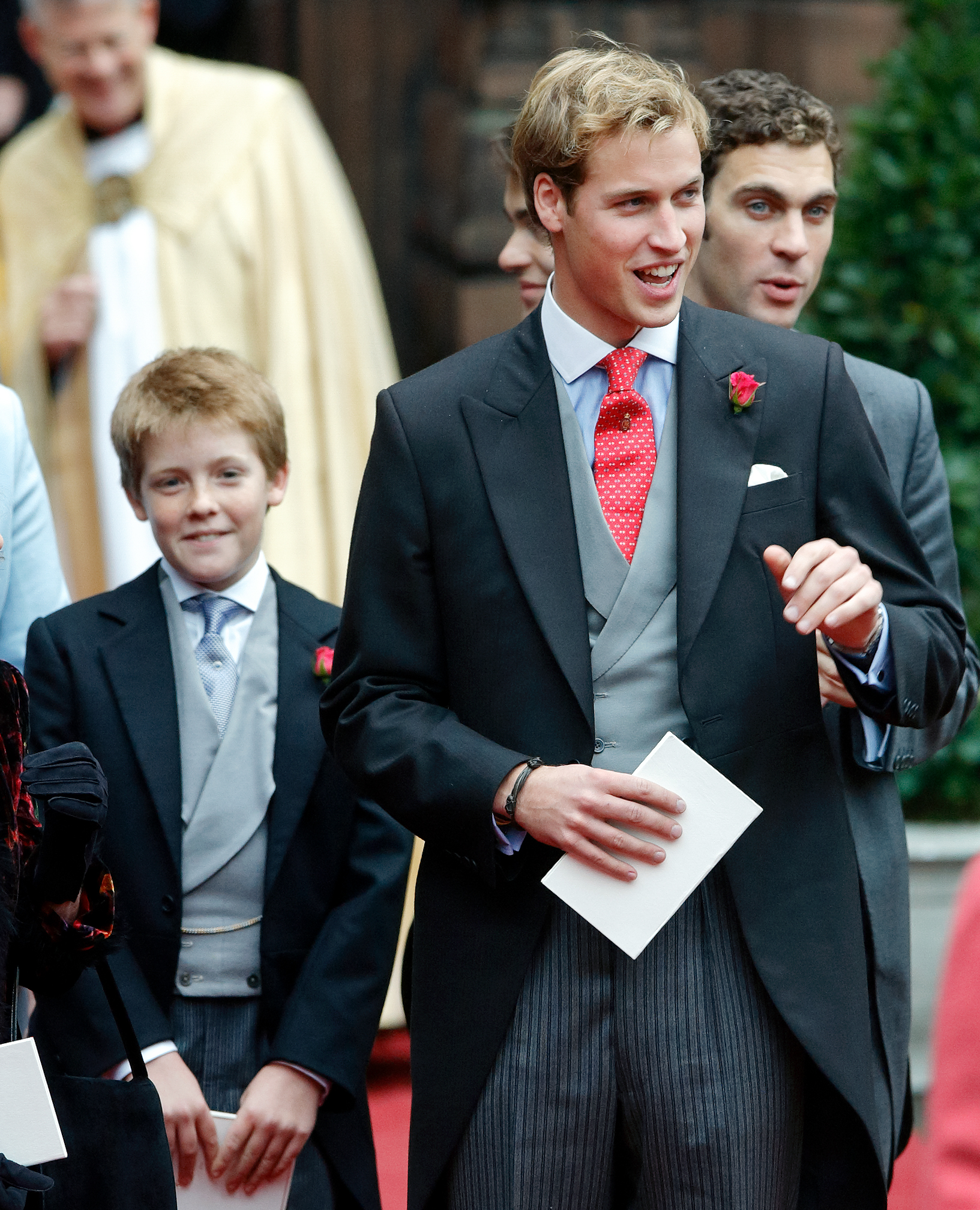 Hugh Grosvenor, Earl Grosvenor, and Prince William at the wedding of Edward van Cutsem and Lady Tamara Grosvenor on November 6, 2004, in Chester, England | Source: Getty Images