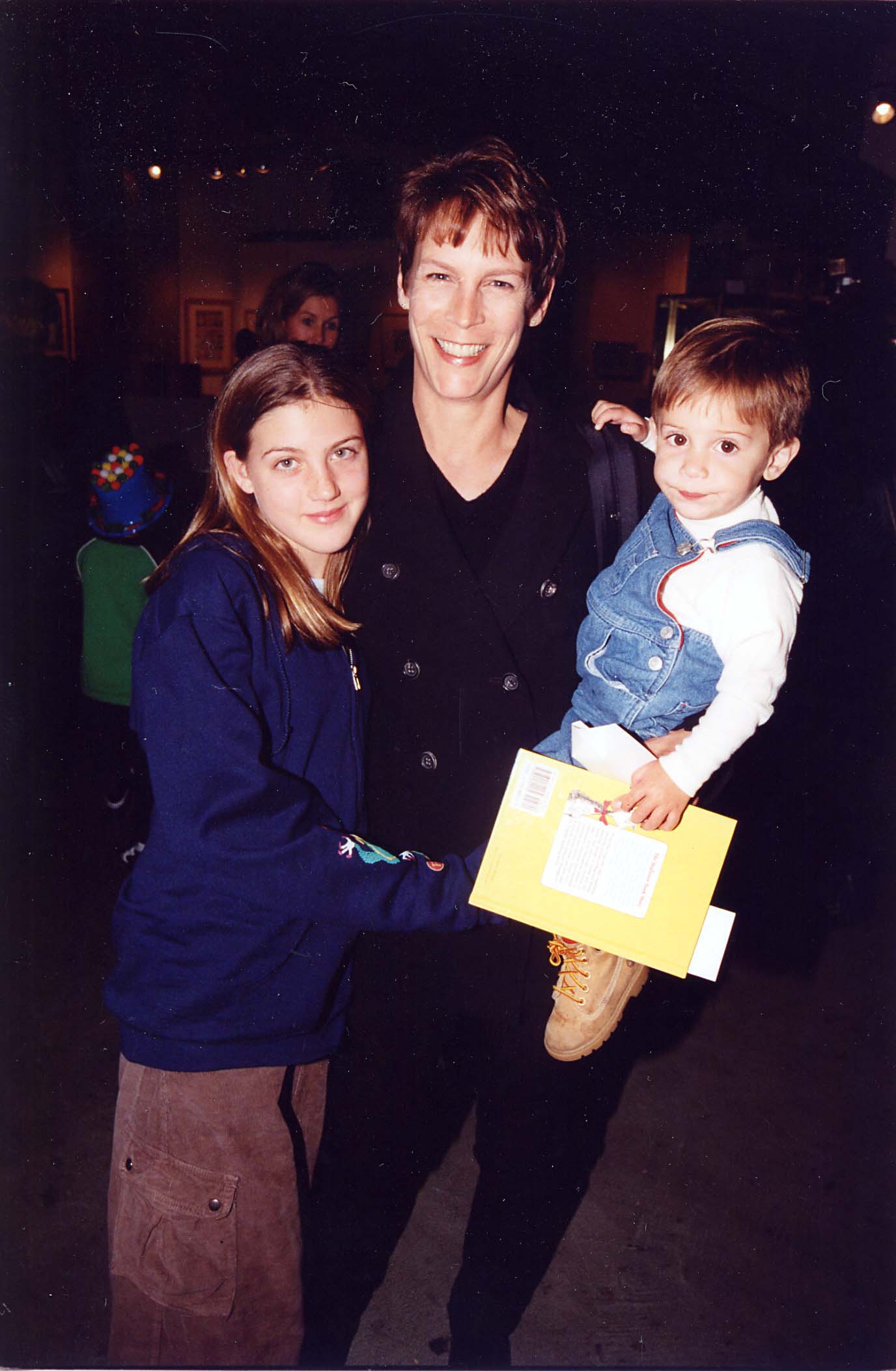 Ruby Guest, Jamie Lee Curtis, and Annie Guest at Dr. Seuss Party at Storyopolis in Los Angeles, California in 1997 | Source: Getty Images