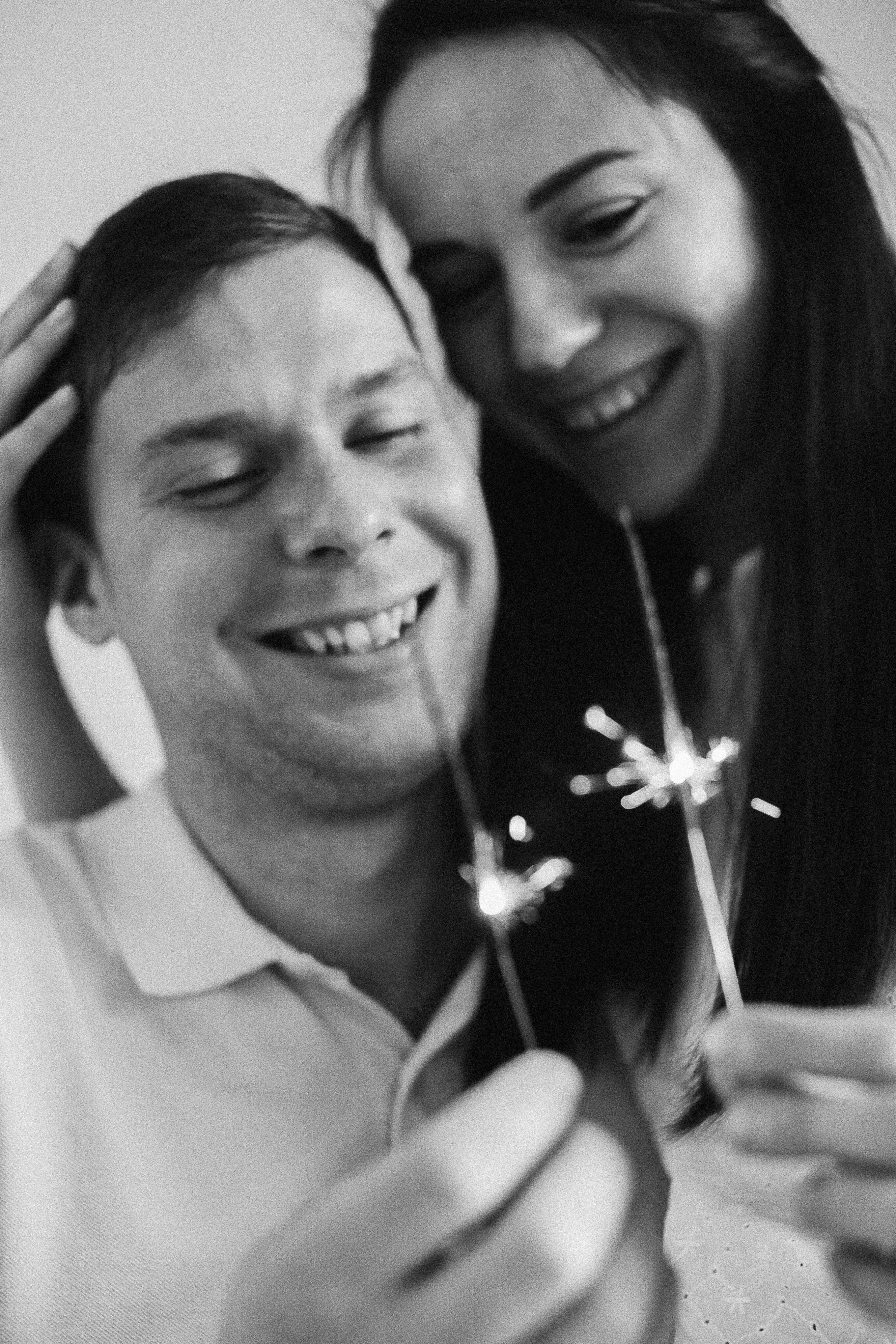 Couple holding sparklers | Source: Pexels