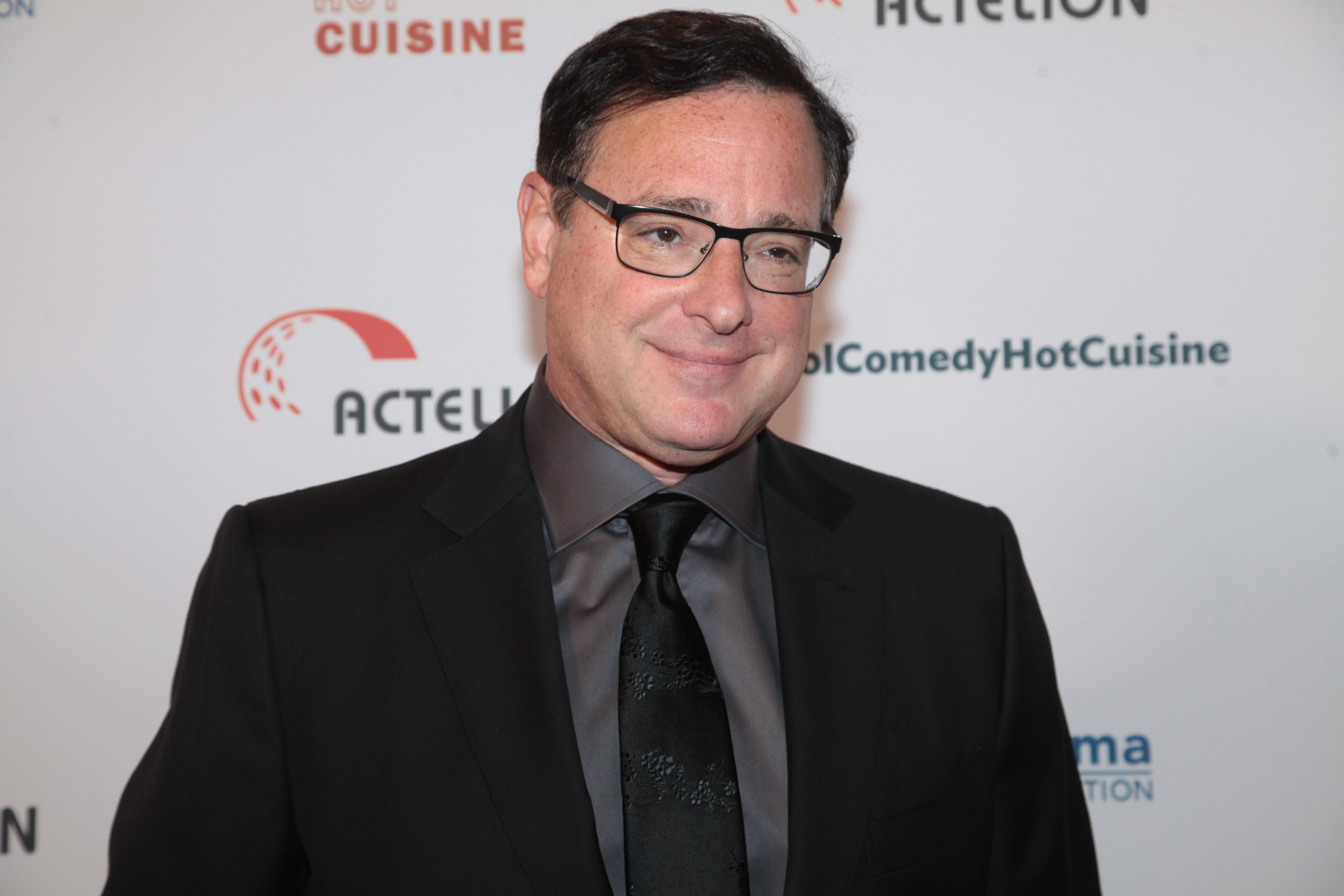 Bob Saget arrives at the 30th Annual Scleroderma Benefit at the Beverly Wilshire Four Seasons Hotel on June 16, 2017, in Beverly Hills, California. | Source: Getty Images