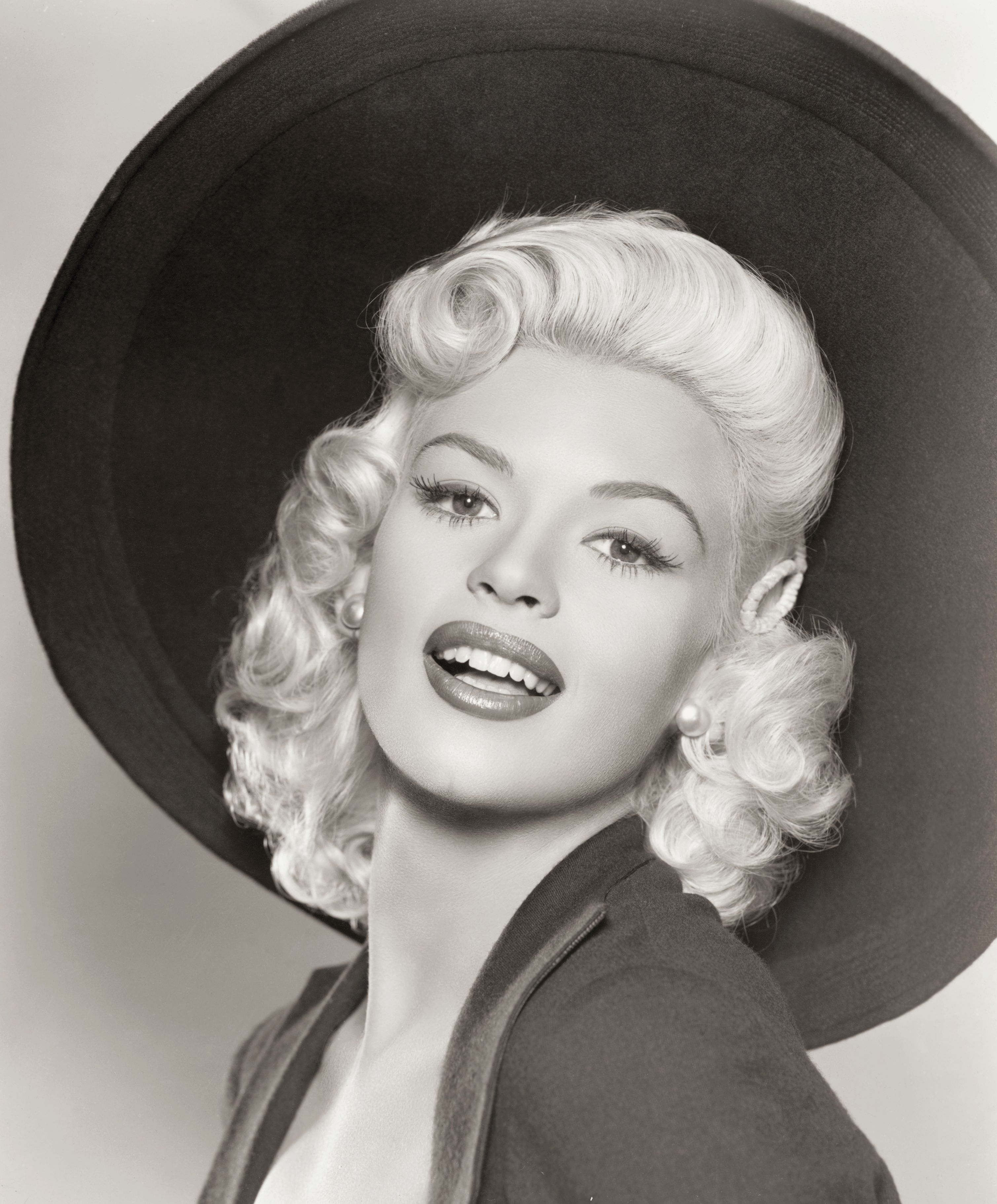 Studio portrait of Jayne Mansfield, who died at the age of 34 in 1967. | Source: Getty Images