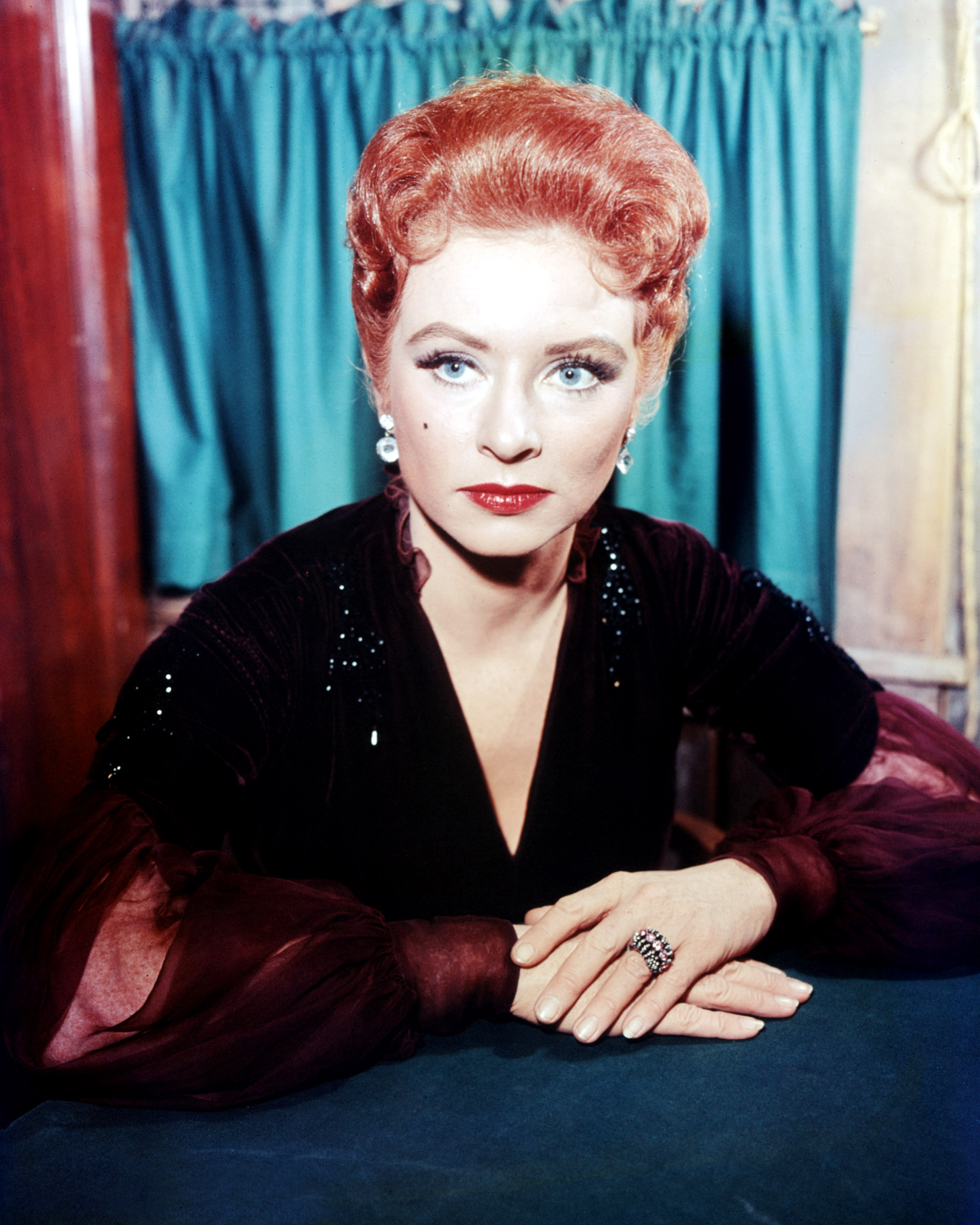 Amanda Blake poses for a publicity portrait for the television series, "Gunsmoke" in 1960. | Source: Getty Images