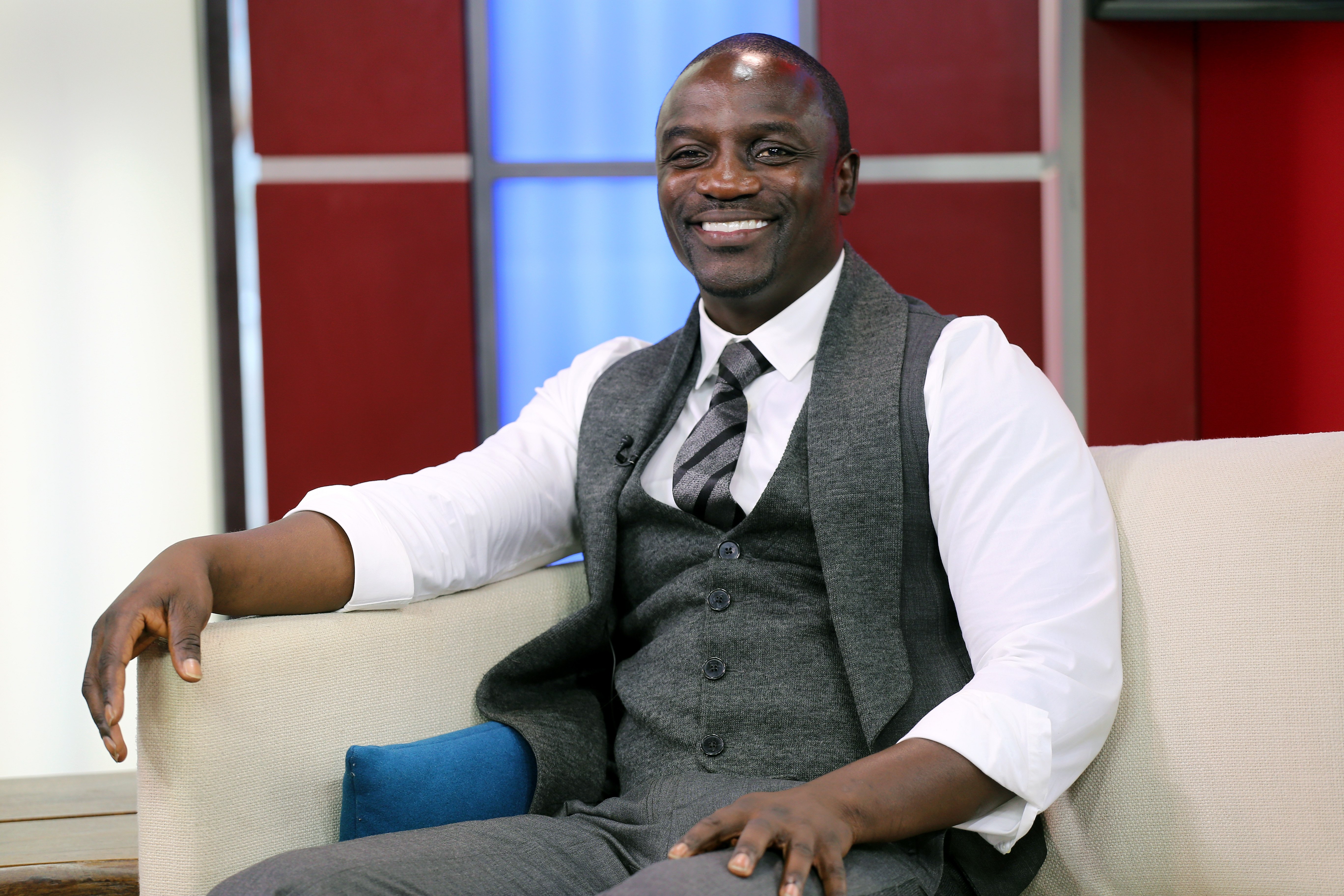 Akon appears on 'The Morning Show' at The Morning Show Studios, on September 4, 2015, in Toronto, Canada. | Source: Getty Images