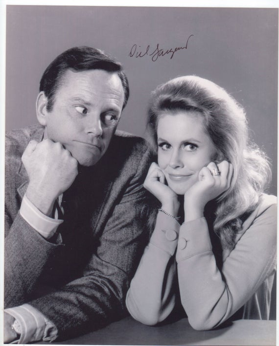 Casts of "Bewitched" Darrin Stephens and Dick Sargent | Photo: Wikipedia