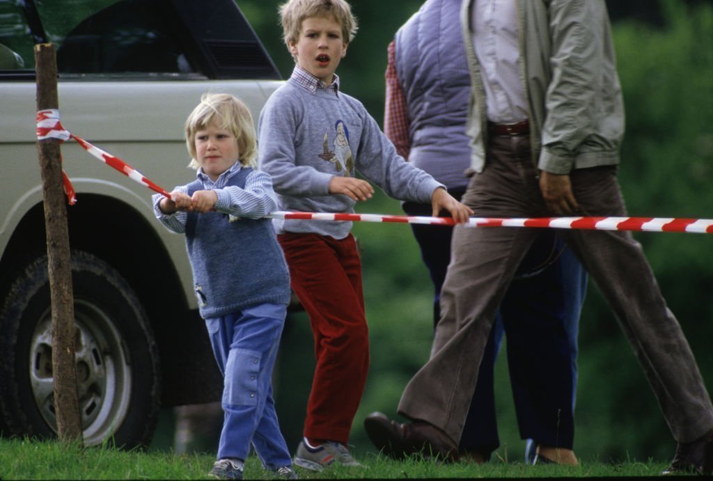 Zara and Peter Phillips as children. I Image: Getty Images.