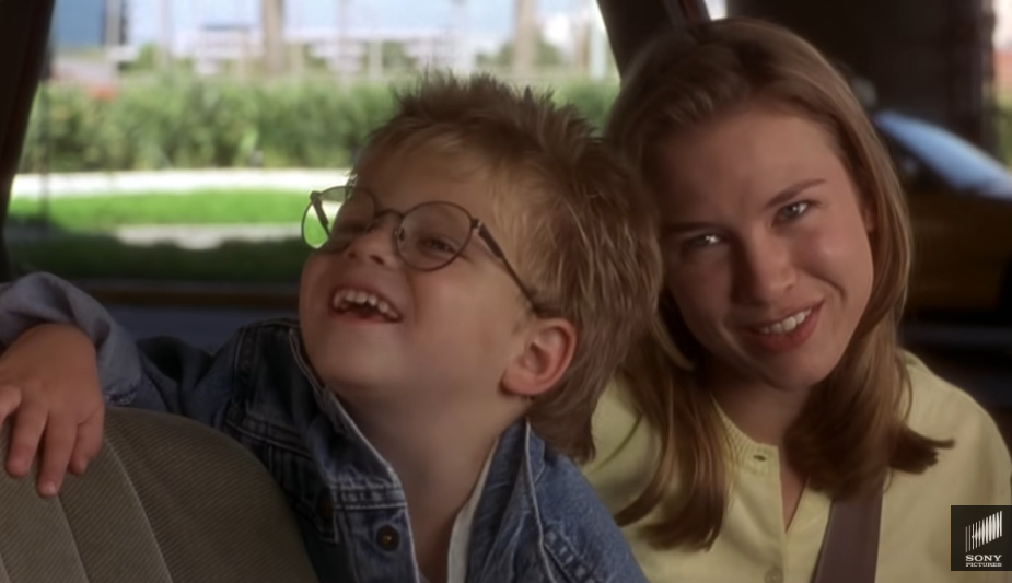 The child actor with Renee Zellweger, from a video dated December 13, 2021 | Source: YouTube/@sonypictures