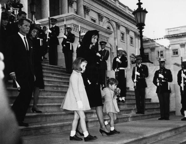 Jacqueline Kennedy and her children, John Jr. and Caroline, at the funeral of President Kennedy. Robert Kennedy is following them | Photo: Getty Images