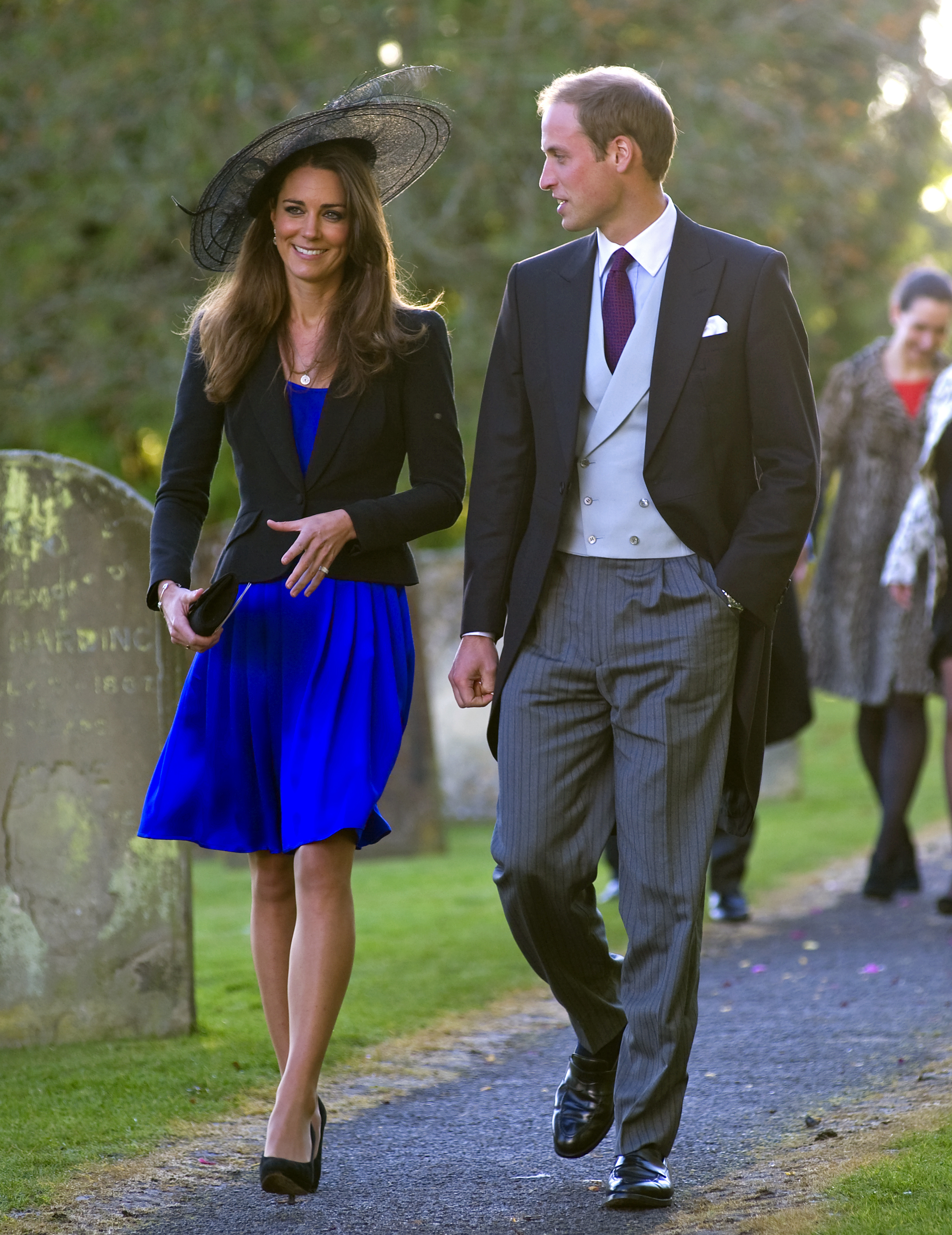 Kate Middleton and Prince William on October 23, 2010 in Northleach near Cheltenham, England | Source: Getty Images