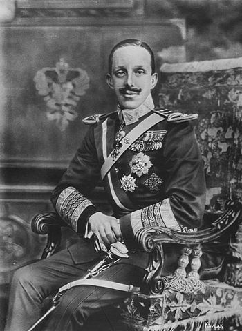 Portrait of King Alfonso XIII of Spain on January 1, 1916. | Source: Wikipedia.