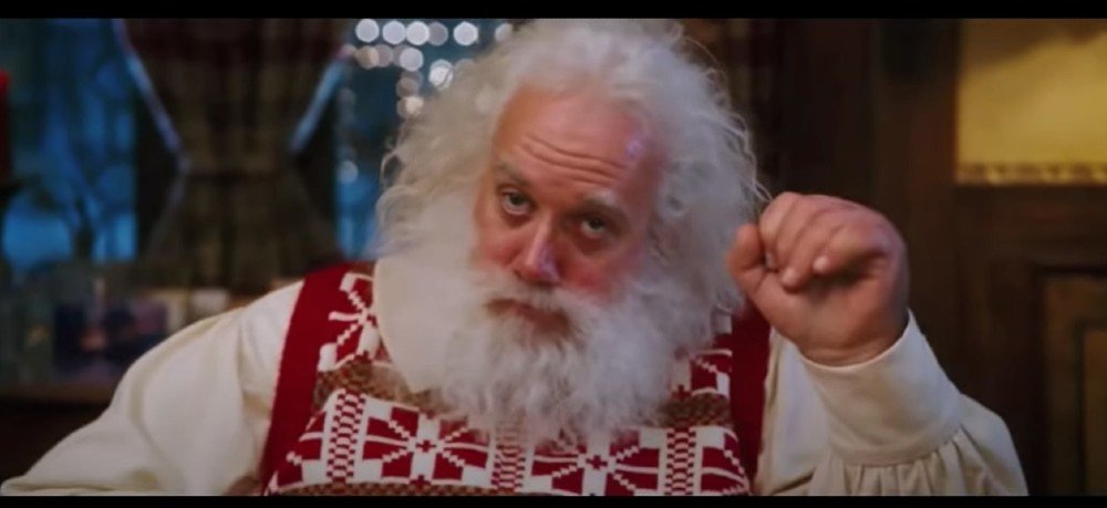  Paul Giamatti as Santa Claus in the 2007 film “Fred Claus.” | Image: YouTube/ Movieclips.